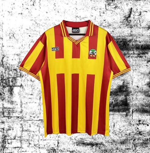 Lecce. Camiseta local 1995-1996