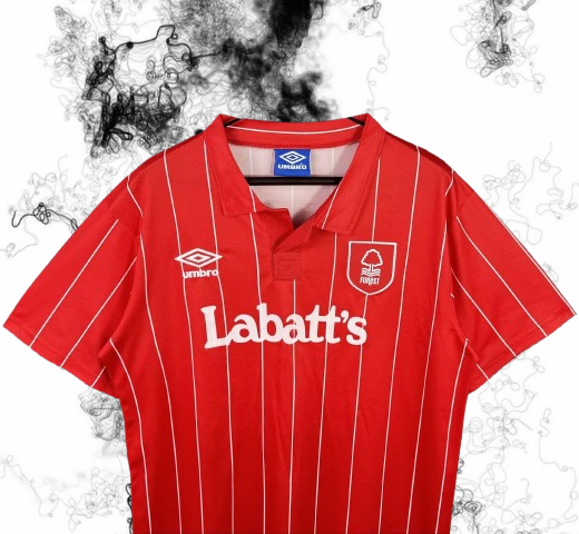 Nottingham Forest. Camiseta local 1993-1994