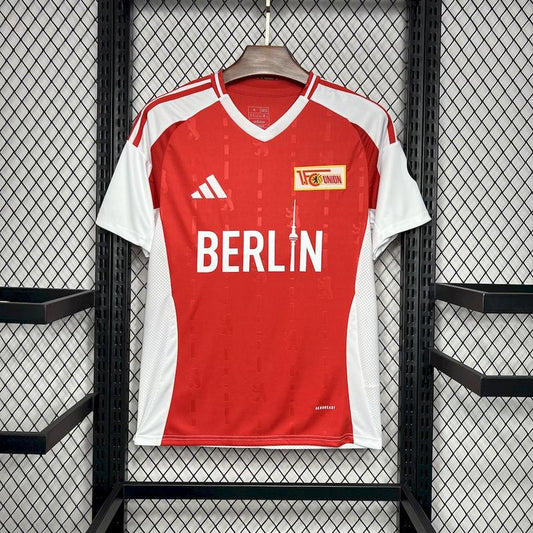 Union Berlin. Camiseta local 2024-2025