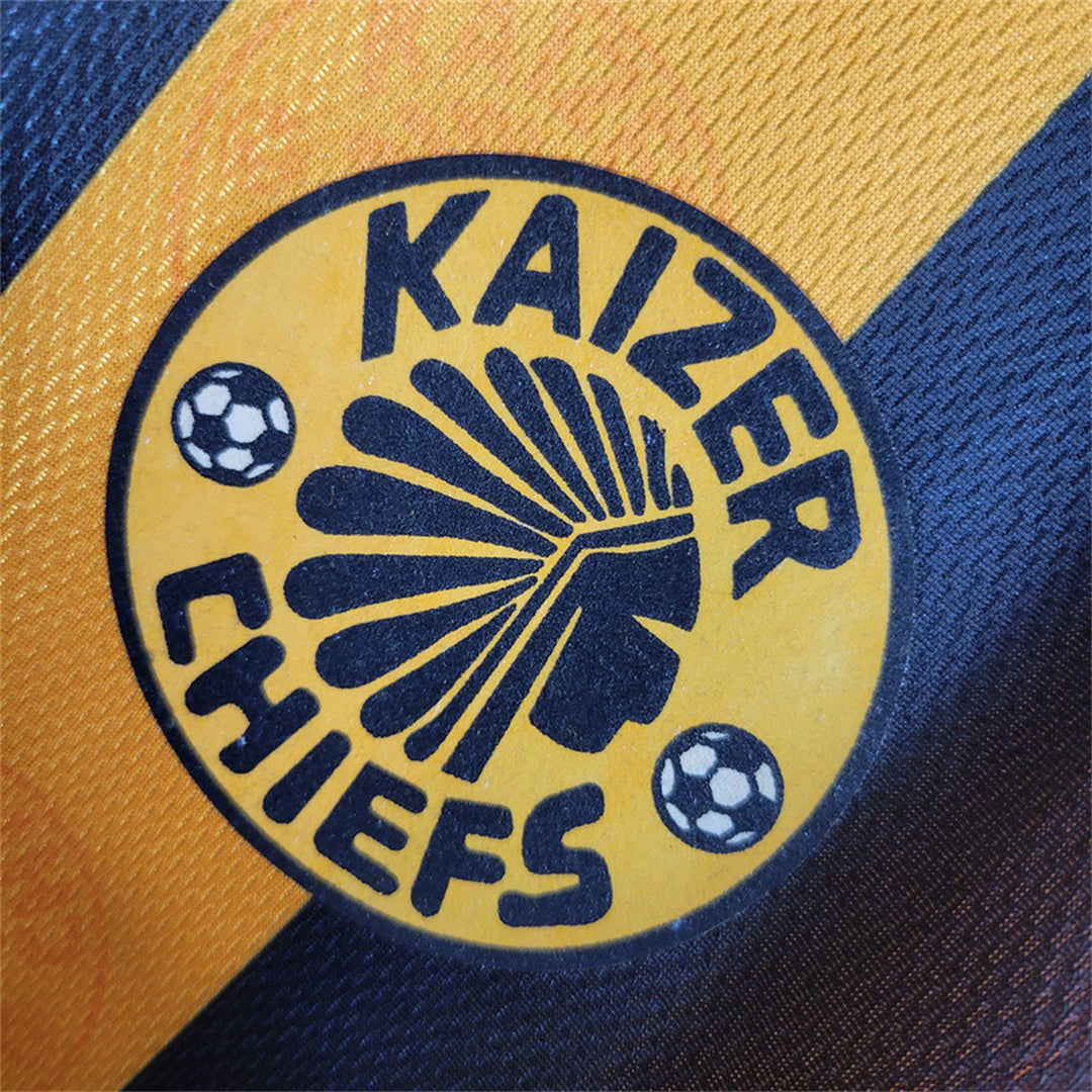 Kaiser Chiefs. Camiseta local 1998-1999