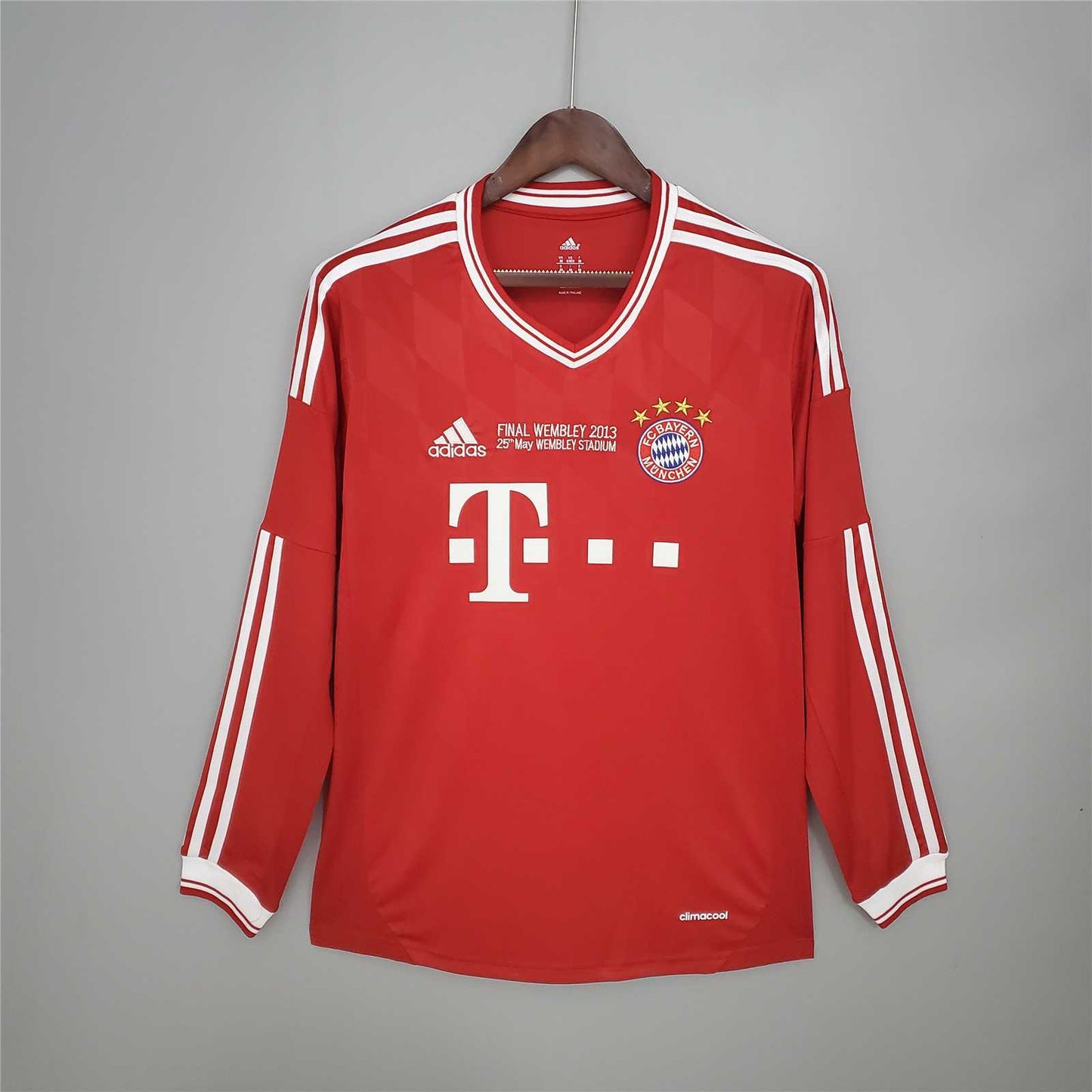 Bayern Munich. Camiseta local 2013-2014