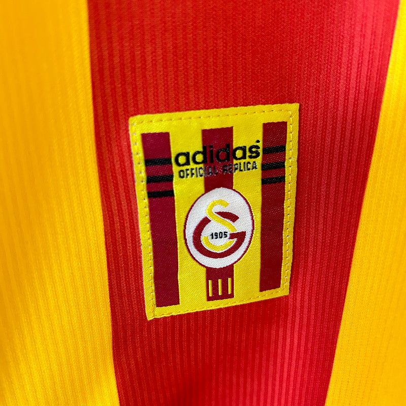 Galatasaray. Camiseta local 1999-2000