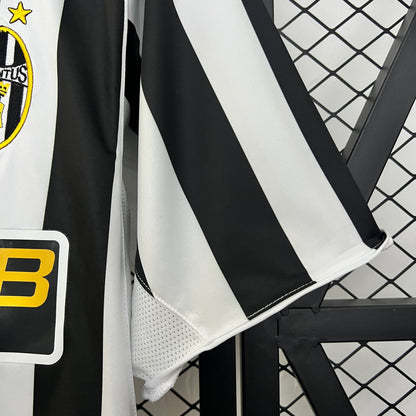 Juventus. Camiseta local 2003-2004