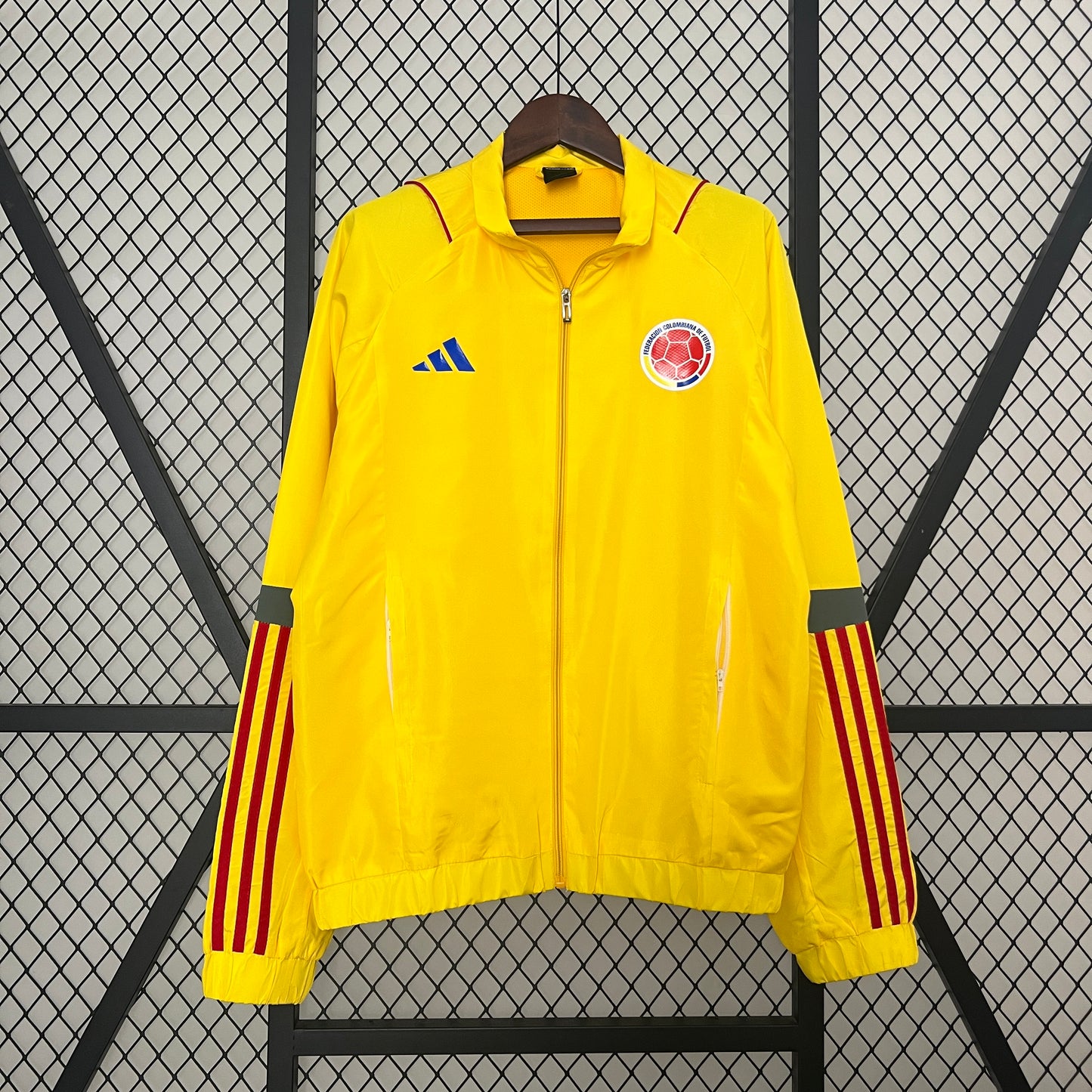 Selección de Colombia. Cortaviento Yellow