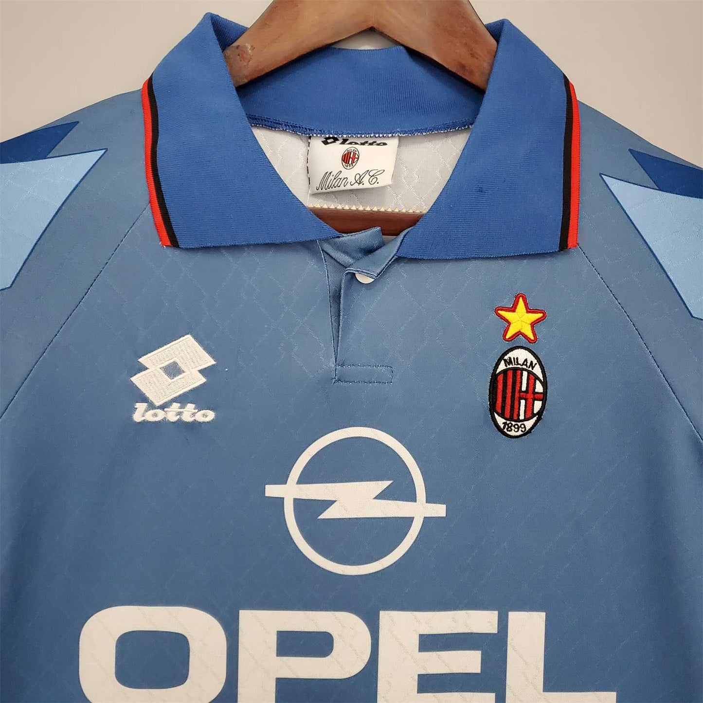 AC Milán. Cuarta camiseta 1995-1996