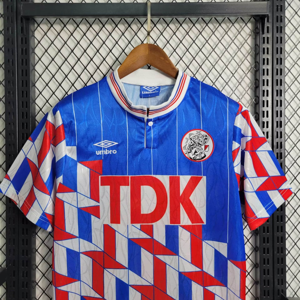 Ajax. Camiseta visitante 1989-1990