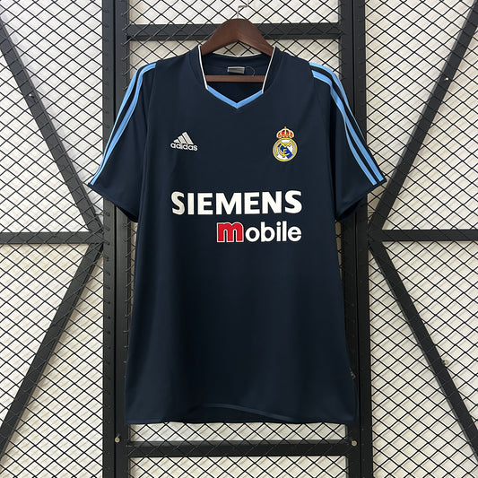 Real Madrid. Camiseta visitante 2003-2004