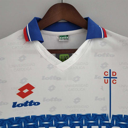 Universidad Católica. Camiseta local 1996