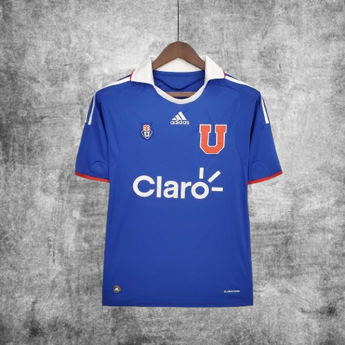 Universidad de Chile. Camiseta local 2011